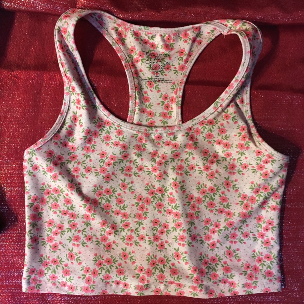 Woman’s workout tank top🌸